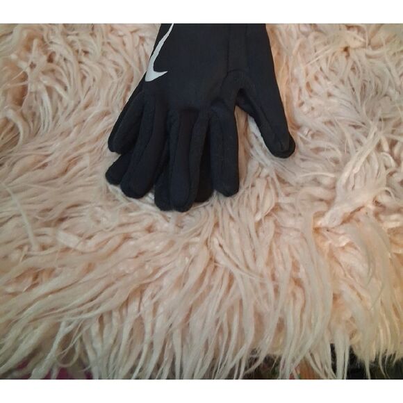 Nike Black Gloves with Silver Swoosh - Picture 10 of 11